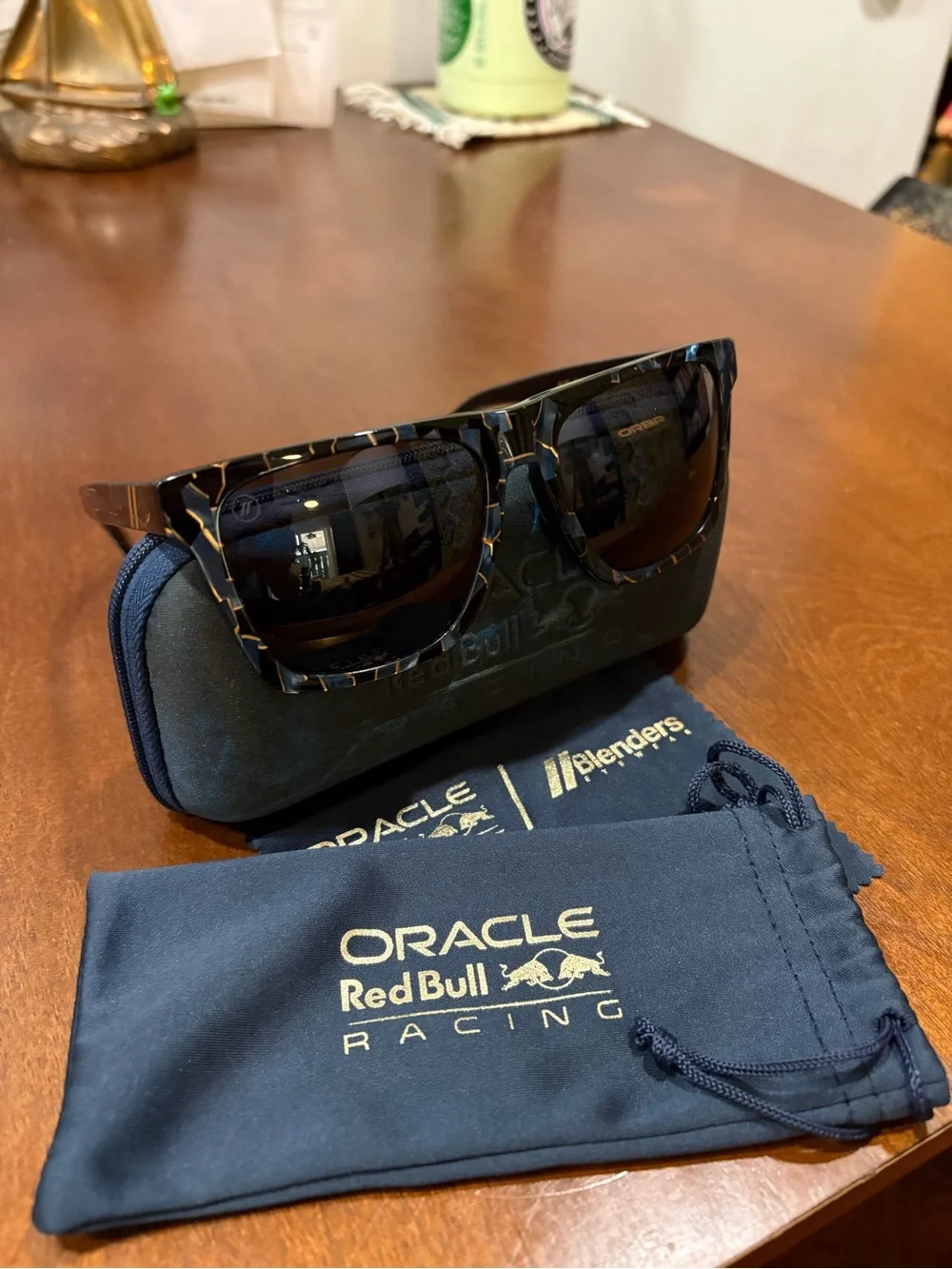 Oracle Red Bull Racing Men’s Blue Tortoise Sunglasses by Blenders
